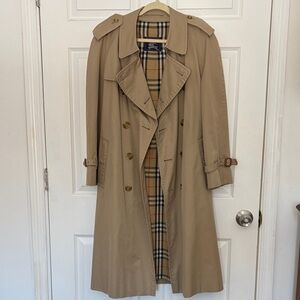 Burberry Beige Trench Coat with Plaid Lining